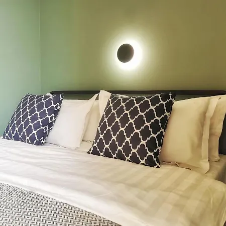 Апартаменты Moon Apartents - Lamiya 34 Almaty Exterior photo